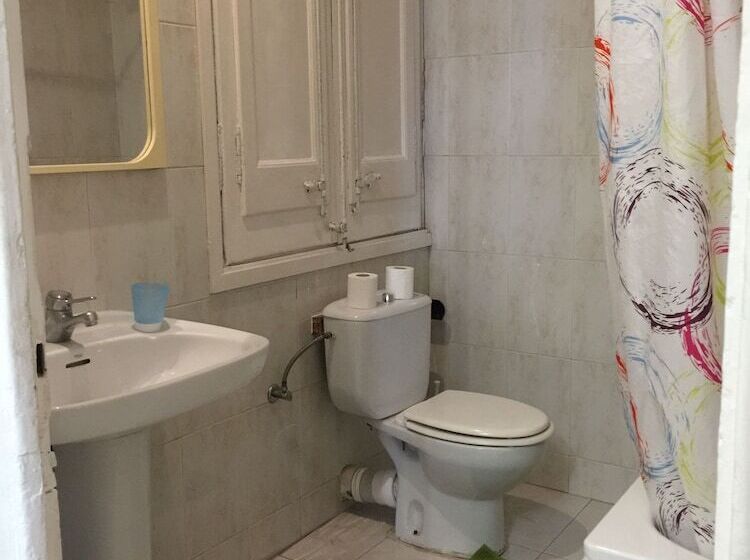 اتاق اقتصادی داخلی, Sant Antoni Hostal, Sustainable Tourism