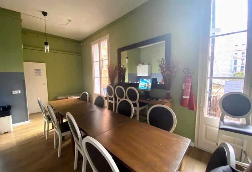 اتاق اقتصادی داخلی, Sant Antoni Hostal, Sustainable Tourism