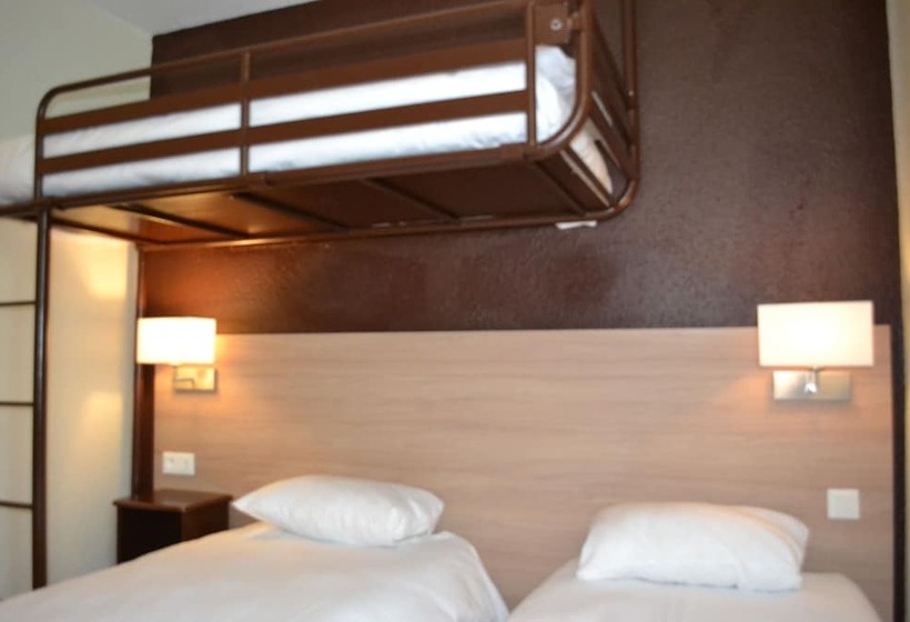 חדר סטנדרט לשלושה, Brit Hotel Essentiel Tours Nord