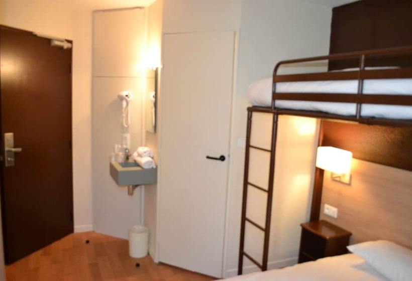 Номер Стандарт Трехместный, Brit Hotel Essentiel Tours Nord