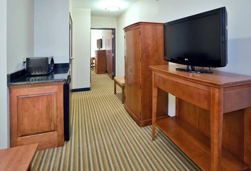 Люкс, Holiday Inn Express Hotel & Suites Fredericksburg, An Ihg