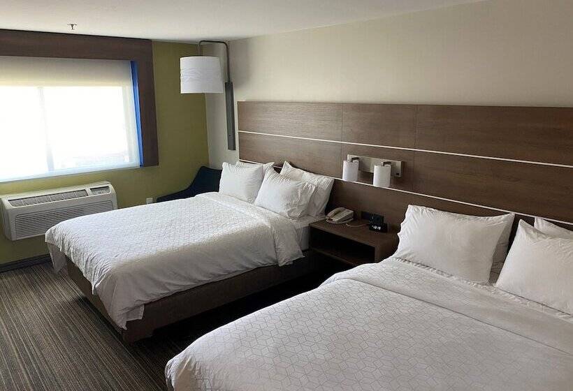 חדר סטנדרט, Holiday Inn Express Hotel & Suites Woodland Hills, An Ihg