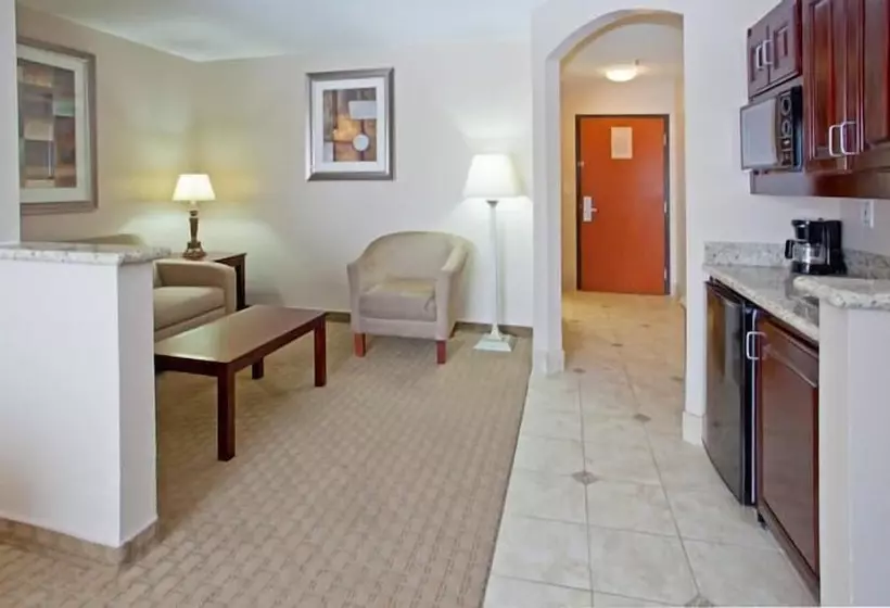 سوئیت برای معلولان, Holiday Inn Express & Suites College Station, An Ihg