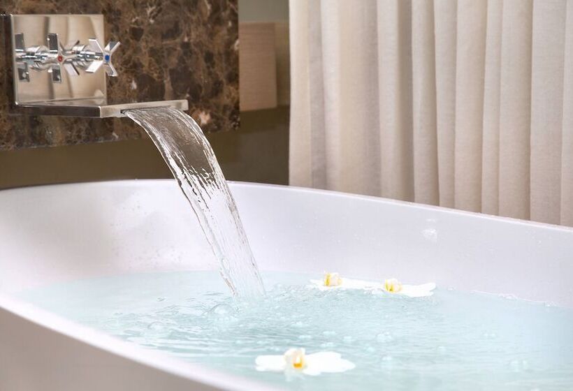 סוויטה אקזקיוטיב, Jw Marriott Panama