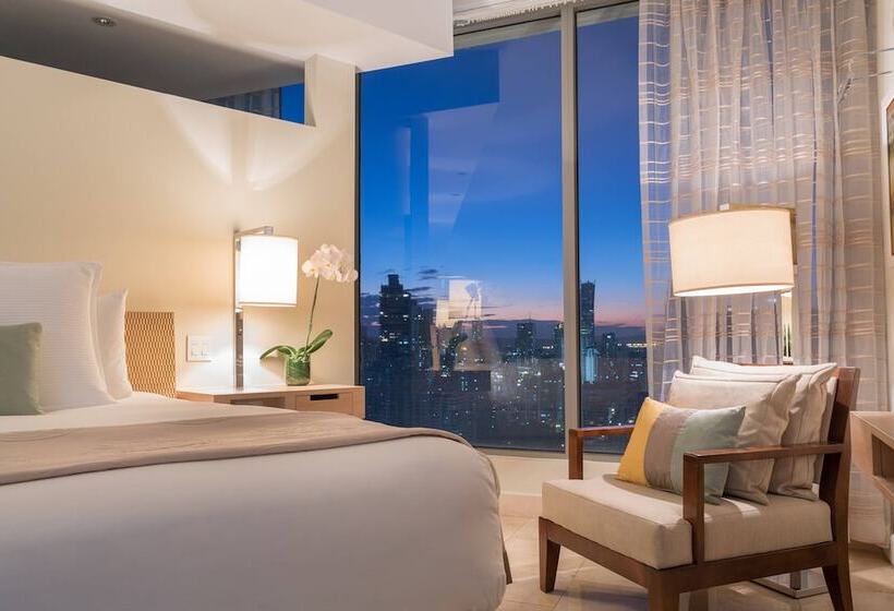 סוויטה אקזקיוטיב, Jw Marriott Panama