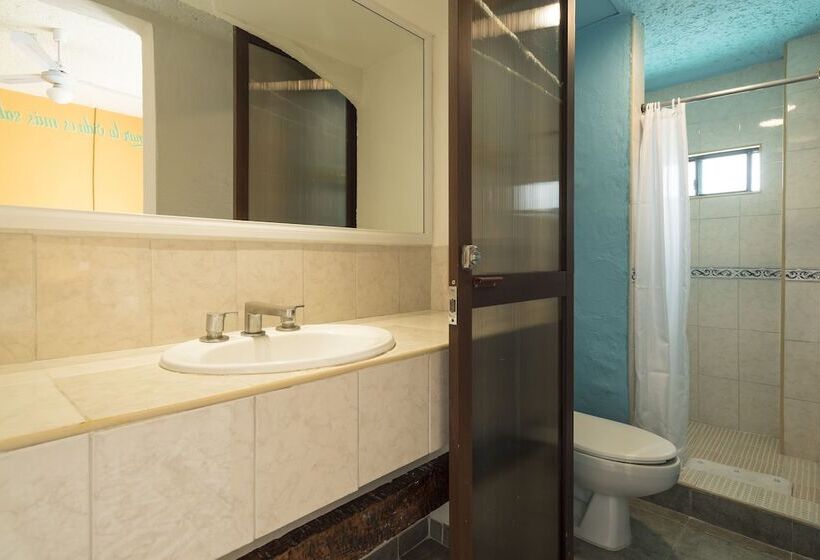 غرفة أساسية حمام مشترك, Selina Cancun Downtown