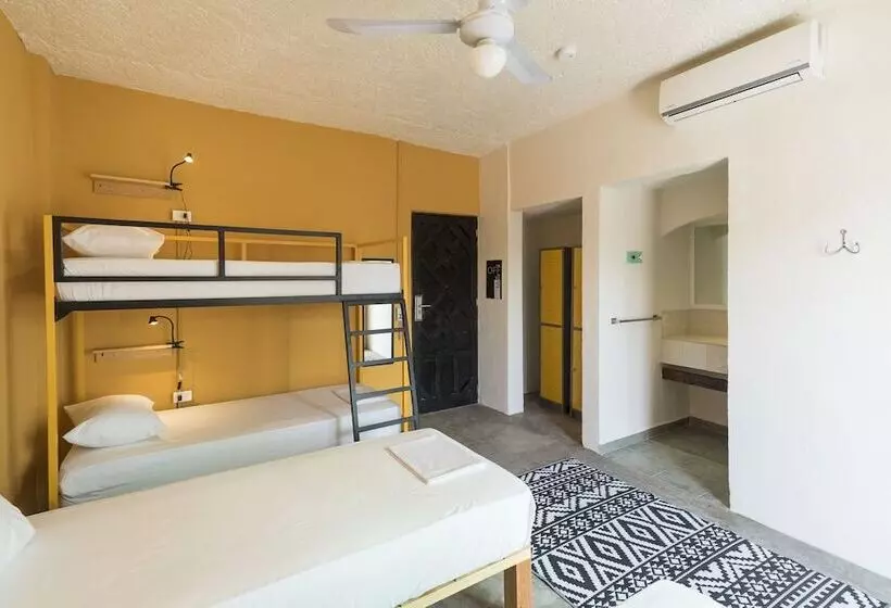 ルームシェアのワンベッド, Selina Cancun Downtown