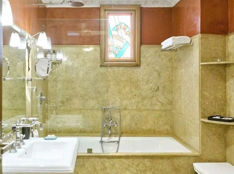 اتاق استاندارد, Particulier Le Doge Relais & Châteaux