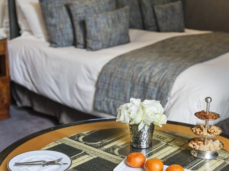 行政房间, Particulier Le Doge Relais & Châteaux