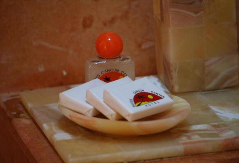 标准三人间, Suites Cancun Center