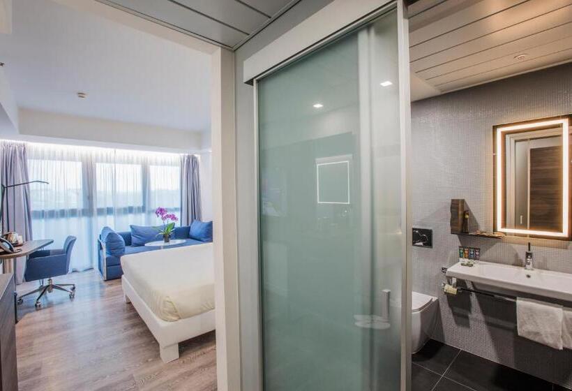חדר סופריור, Novotel Roma Eur
