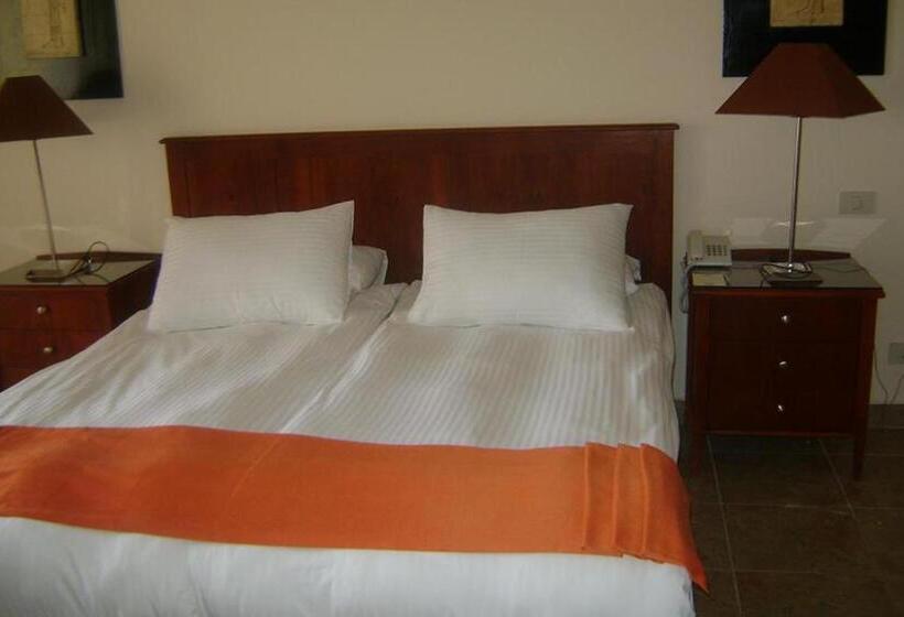 اتاق استاندارد, Swiss Inn Plaza Hotel