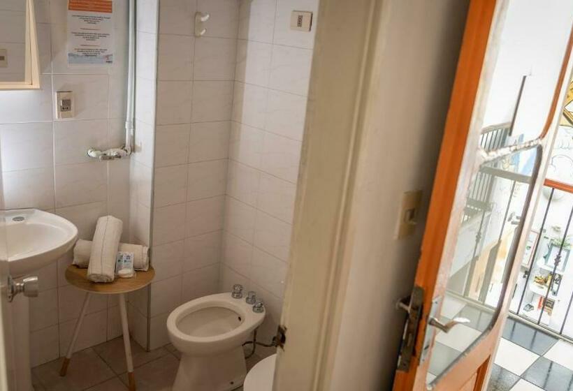 スタンダードルーム, Viajero Montevideo Hostel