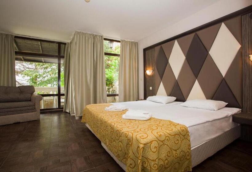 غرفة قياسية, Villas Elenite