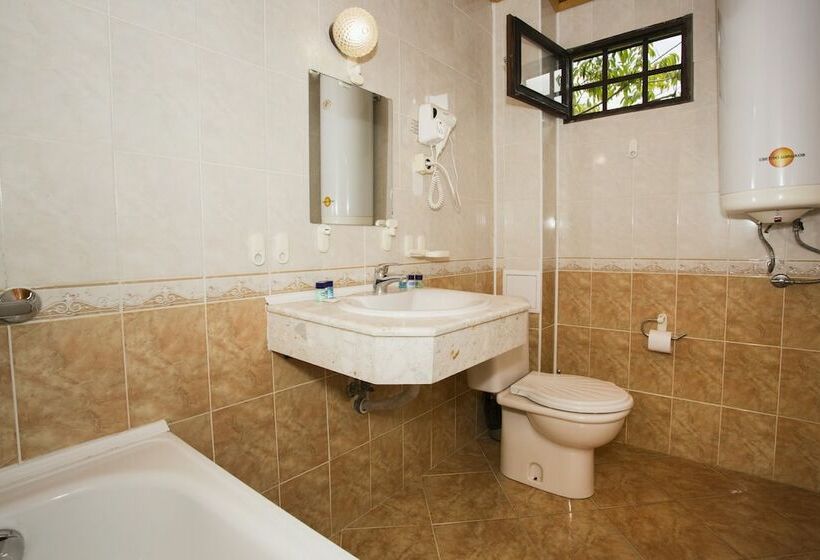 غرفة قياسية, Villas Elenite