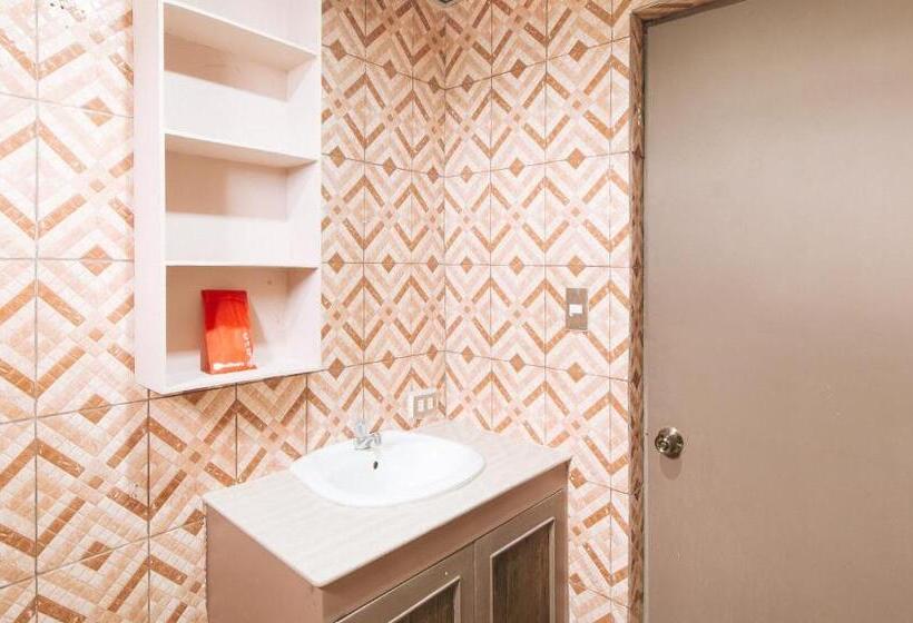 Quarto Deluxe, Reddoorz Plus At Canley Residential