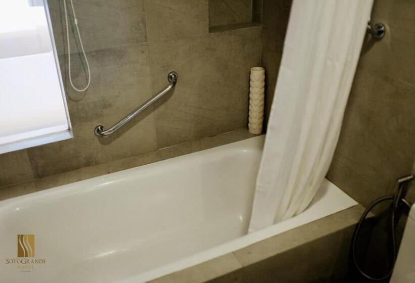 اتاق لوکس, Sotogrande Davao