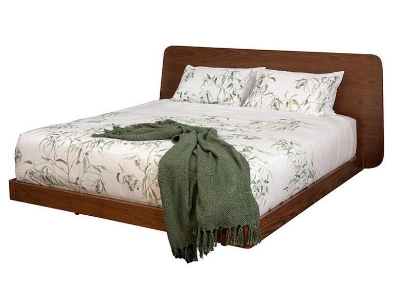 Deluxe Suite King Bed, Swatson