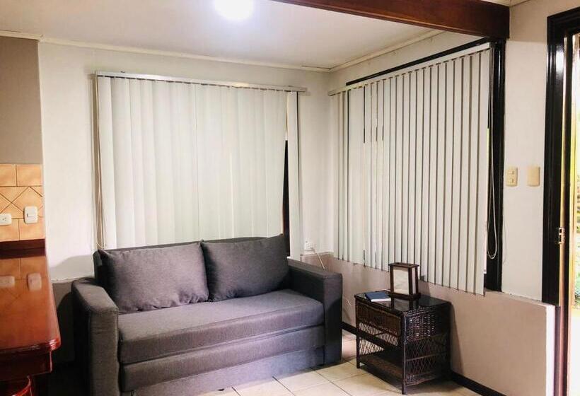 غرفة سوبيريور رباعية, ávita Lodge