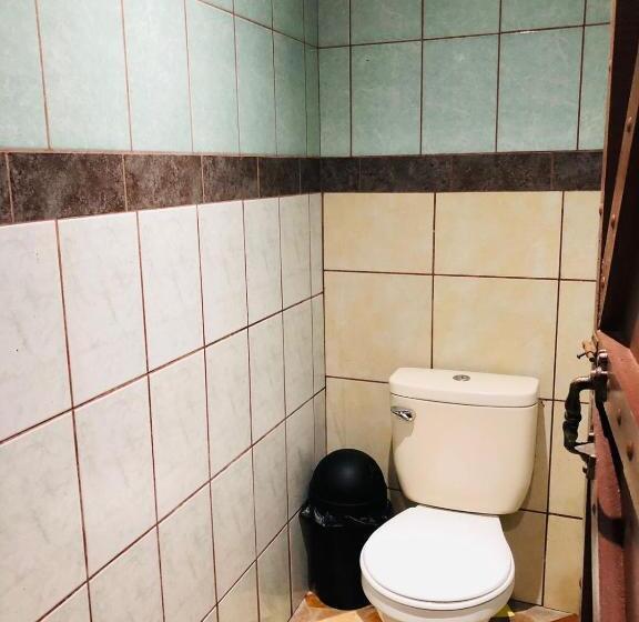 منزل 4 غرف نوم, ávita Lodge