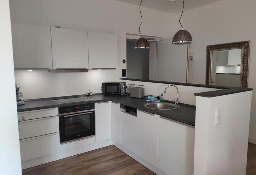 דירה בת חדר שינה 1 עם מרפסת, Landapartments Smitmans