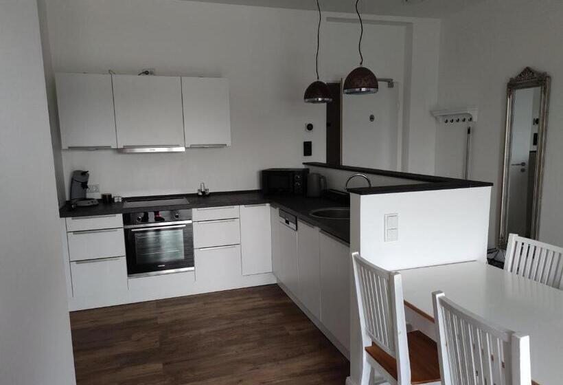 דירה בת חדר שינה 1 עם מרפסת, Landapartments Smitmans