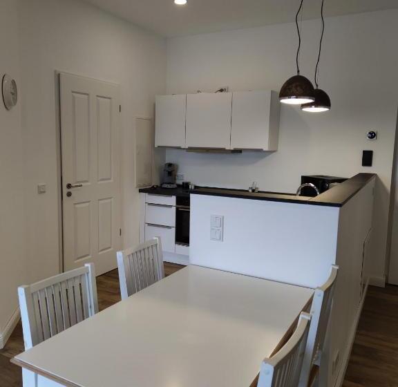 דירה בת חדר שינה 1 עם מרפסת, Landapartments Smitmans