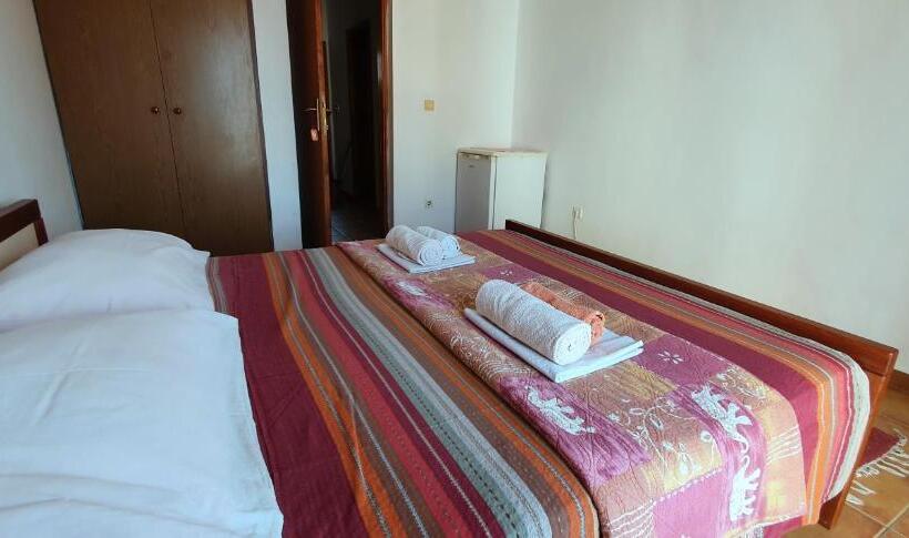 اتاق استاندارد با بالکن, Studio Apartments M&m