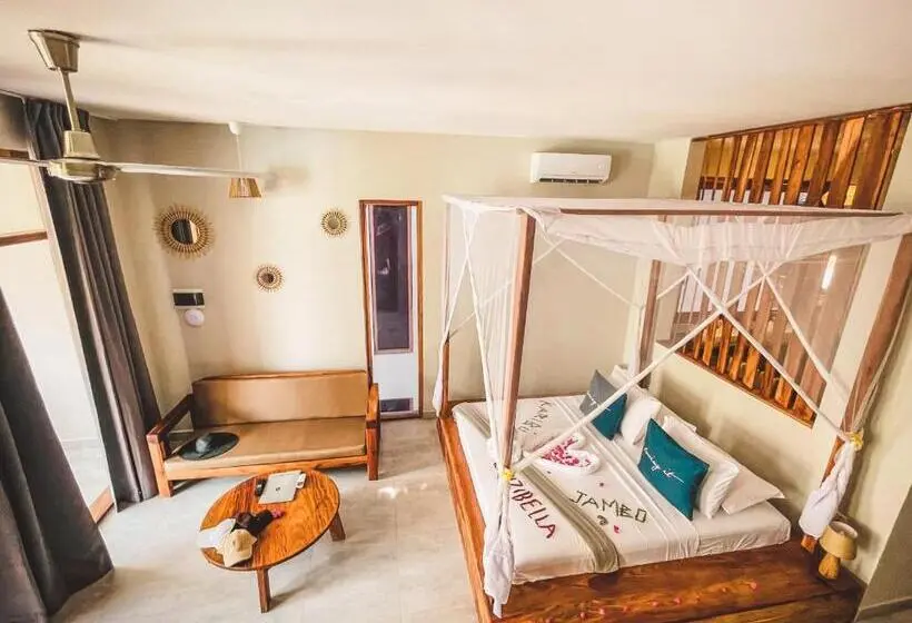 オーシャンビューデラックスルームバルコニー付き, Zanzibella Hotel & Spa