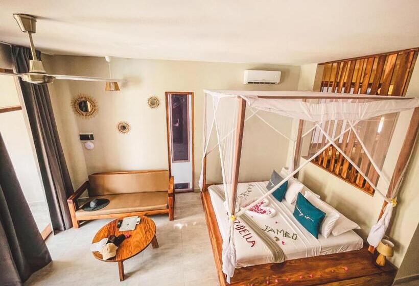 Номер Deluxe с Балконом, Zanzibella Hotel & Spa