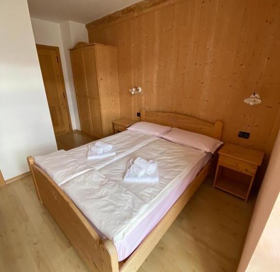 Номер Стандарт с Балконом, B&b Monte Tesobo