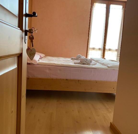Номер Стандарт с Балконом, B&b Monte Tesobo