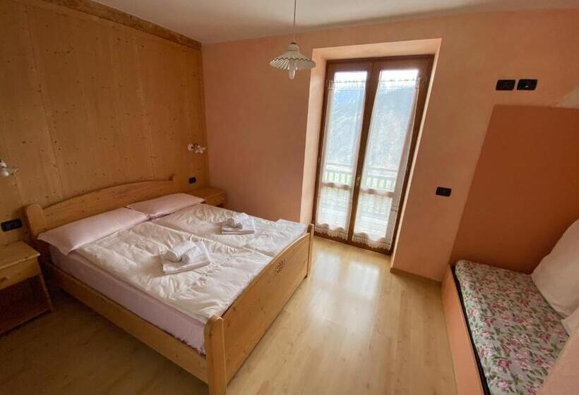 Номер Стандарт с Балконом, B&b Monte Tesobo