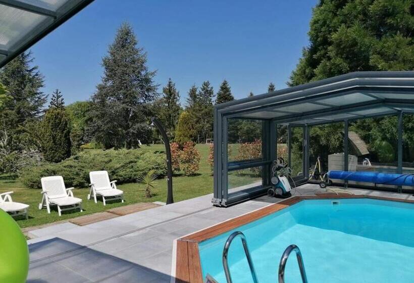 Standard room with outdoor bath, A L Orée Du Parc