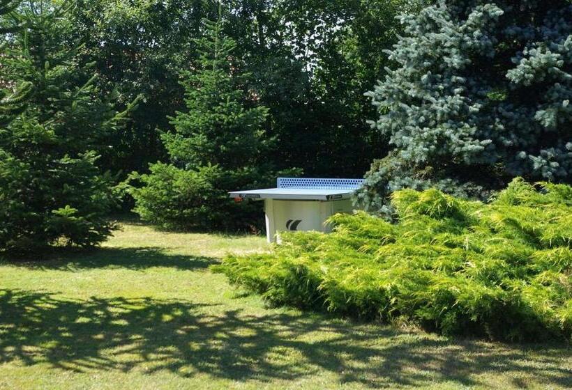 غرفة قياسية مع حمام خارجي, A L Orée Du Parc