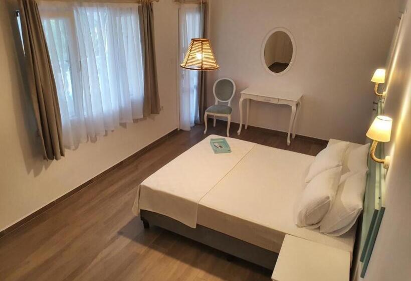 Номер Стандарт Вид на Море с Балконом, Dilek Agaci Butik Otel