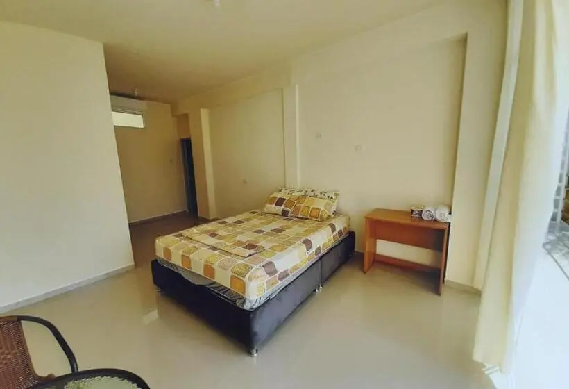 プールビュージュニアスイート, Mau Suite&apartment