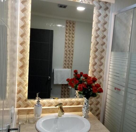 Executive Suite, Mont Suite Mte. Aguila