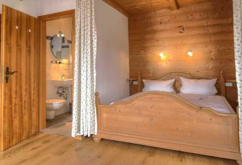 Apartamento 1 Dormitório com Sacada, Oberreiterhof