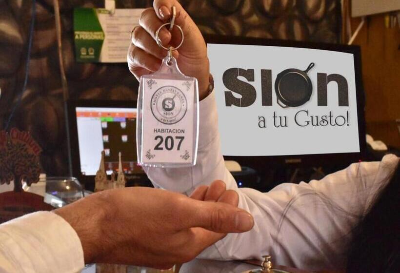 スタンダード４人部屋, Restaurante Sion