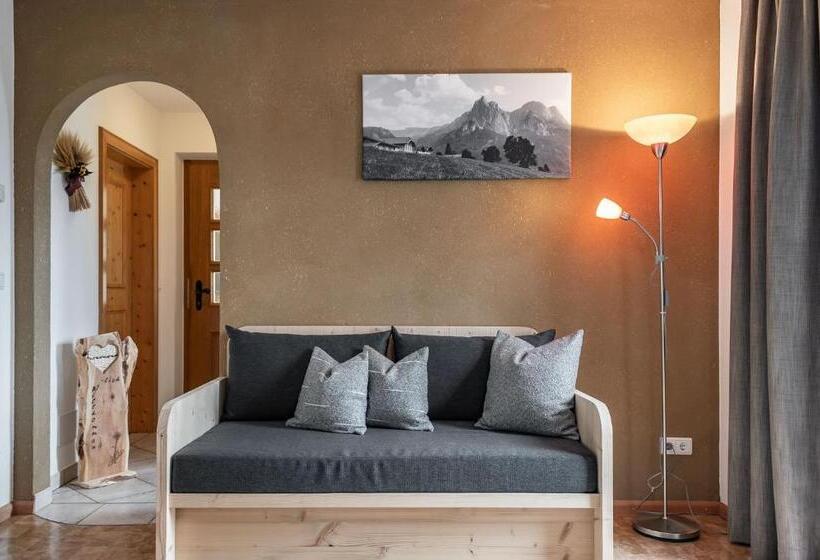 Апартаменты 2 Спальни, Treffhof