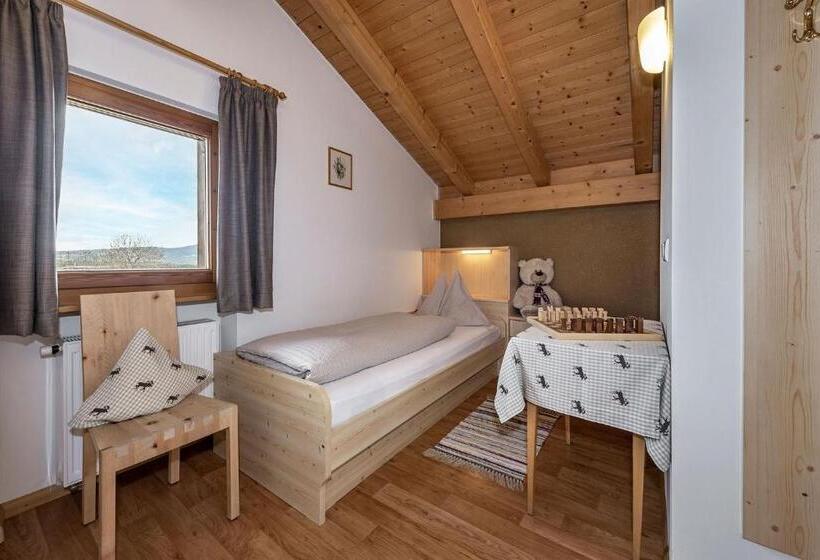 带3个卧室的公寓, Treffhof