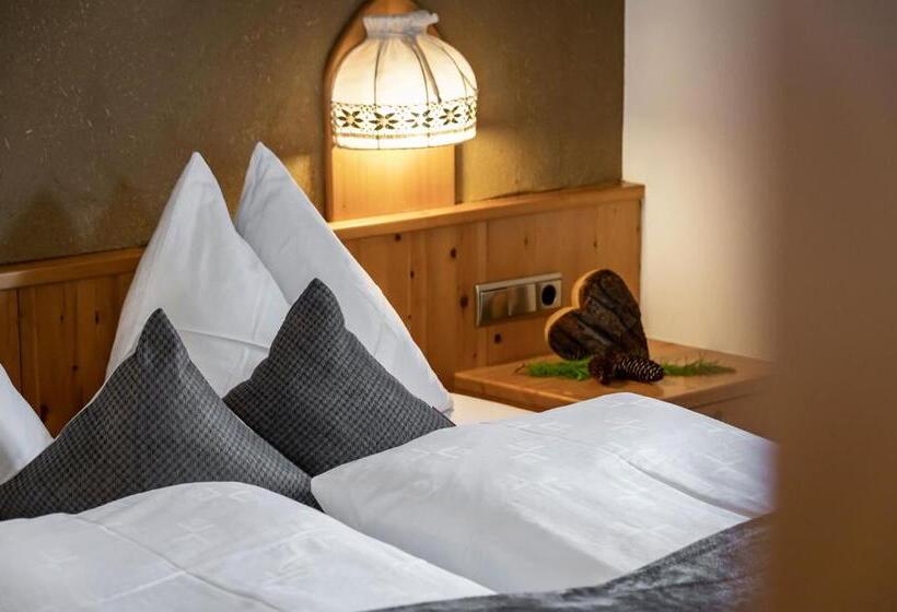 Апартаменты 2 Спальни, Treffhof