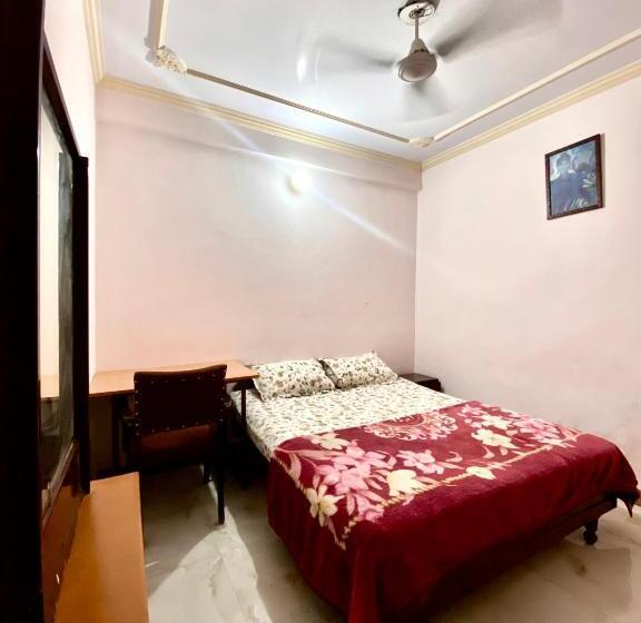 Standard-huone, Blue King