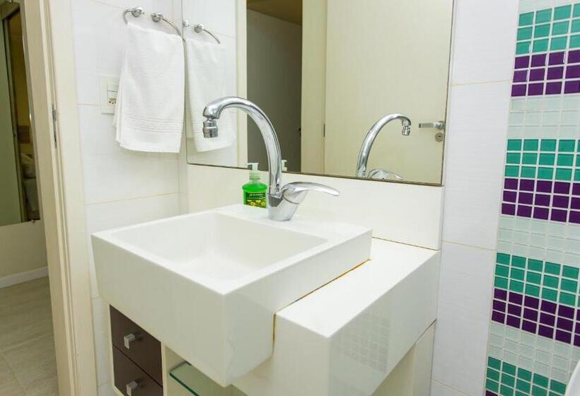 آپارتمان 1 خوابه با بالکن, Vila Germânica