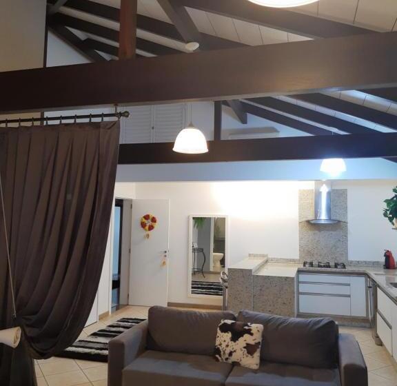 استودیو استاندارد با تخت کینگ, Vila Germânica