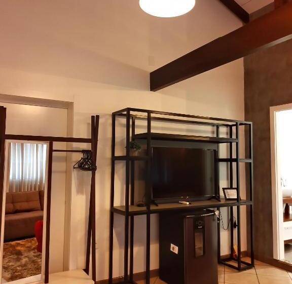 استودیو استاندارد با تخت کینگ, Vila Germânica