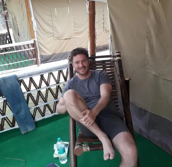 バルコニー付きスタンダードルーム, Kaziranga Eco Camp