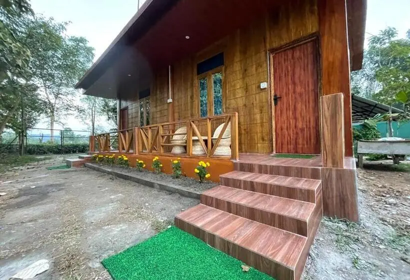 バルコニー付きデラックスルーム, Kaziranga Eco Camp