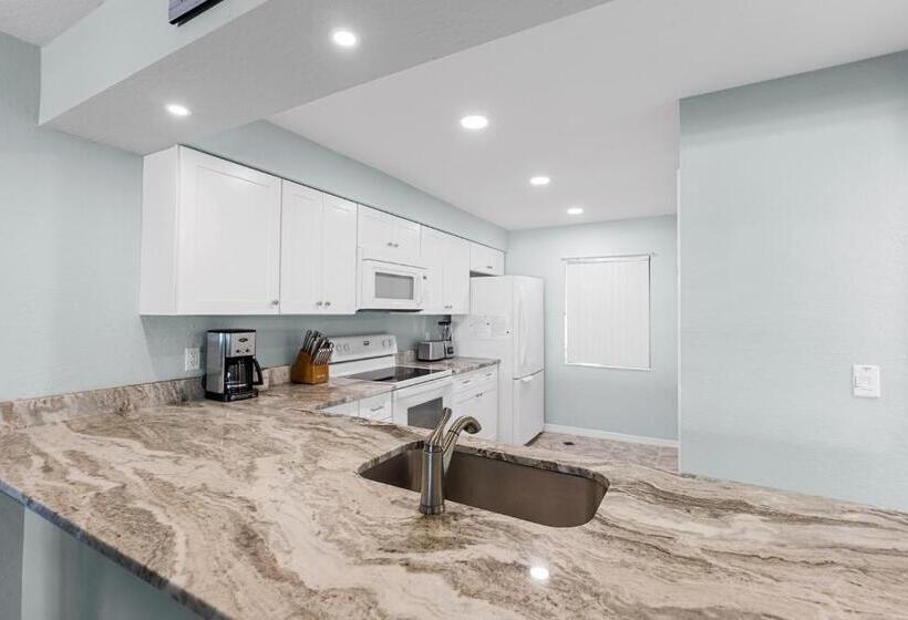 Apartament 1 Sypialnia z Balkonem, Sandcastles